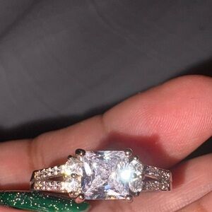 Elegant‎ Silver Women's Ring